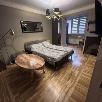 Продается Многокомнатная квартира, 96,6 м²
