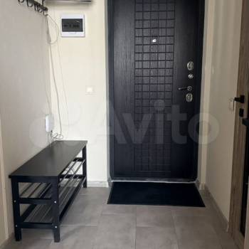 Продается 1-комнатная квартира, 35 м²