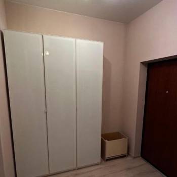 Сдается 1-комнатная квартира, 50 м²