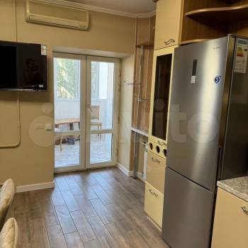 Сдается 2-х комнатная квартира, 106 м²