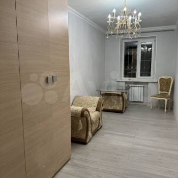 Сдается Многокомнатная квартира, 60 м²