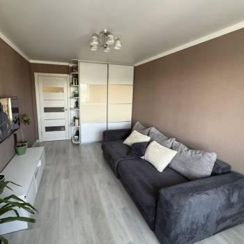 Продается 1-комнатная квартира, 33 м²