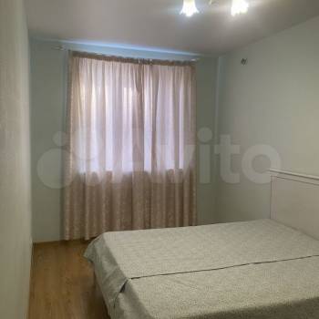 Сдается 2-х комнатная квартира, 64 м²