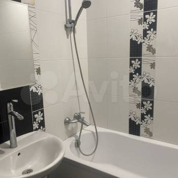 Сдается 2-х комнатная квартира, 64 м²