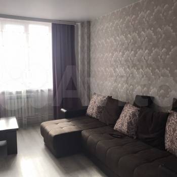 Сдается 1-комнатная квартира, 40 м²