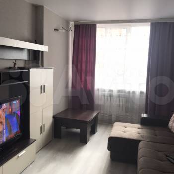Сдается 1-комнатная квартира, 40 м²