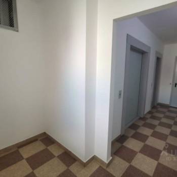 Продается 1-комнатная квартира, 38 м²