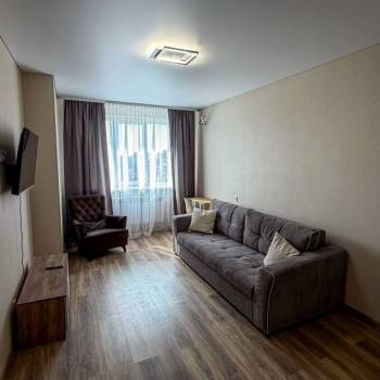 Сдается 1-комнатная квартира, 41 м²