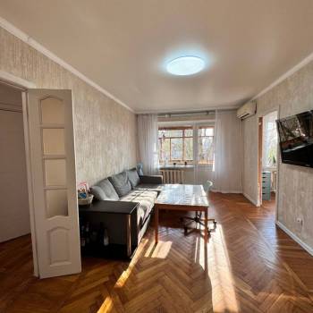 Продается 3-х комнатная квартира, 58 м²