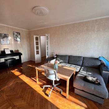 Продается 3-х комнатная квартира, 58 м²