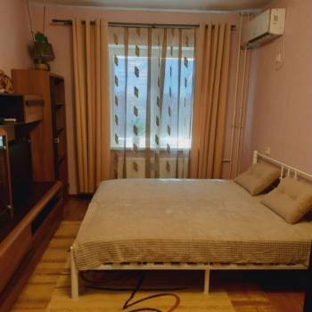 Продается 1-комнатная квартира, 36 м²