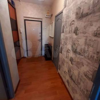 Продается 1-комнатная квартира, 36 м²