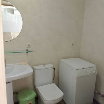Продается 1-комнатная квартира, 42 м²