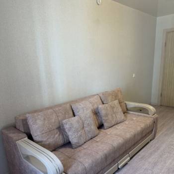 Сдается 2-х комнатная квартира, 65 м²