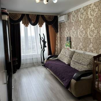 Продается 1-комнатная квартира, 36,9 м²