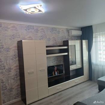 Сдается 1-комнатная квартира, 37,5 м²
