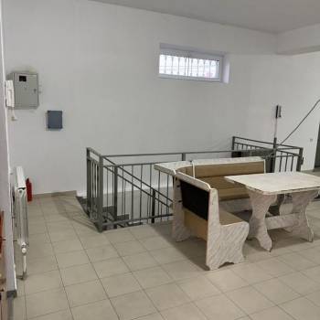 Сдается Нежилое помещение, 256,5 м²