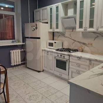Продается 2-х комнатная квартира, 74,2 м²
