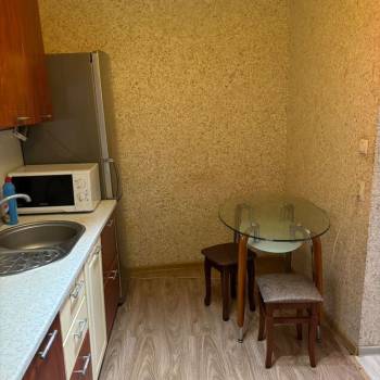 Сдается 2-х комнатная квартира, 42 м²