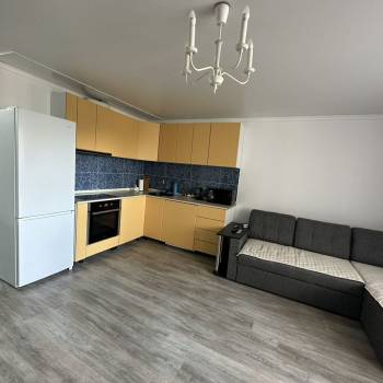 Сдается 1-комнатная квартира, 40 м²