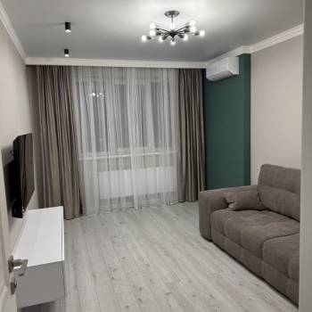 Сдается 1-комнатная квартира, 42 м²