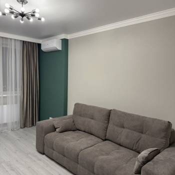 Сдается 1-комнатная квартира, 42 м²