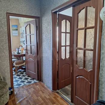 Продается Многокомнатная квартира, 84 м²