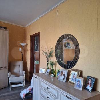 Продается Многокомнатная квартира, 84 м²