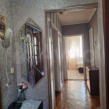 Продается Многокомнатная квартира, 84 м²