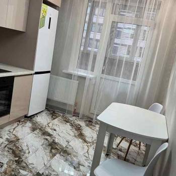 Сдается 1-комнатная квартира, 43 м²