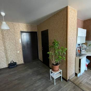 Сдается 1-комнатная квартира, 42 м²
