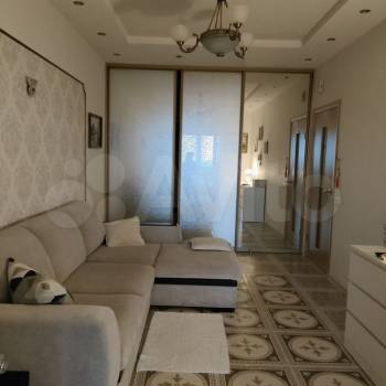 Продается 1-комнатная квартира, 48 м²