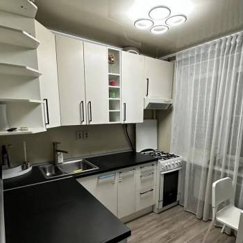 Продается 1-комнатная квартира, 29,5 м²
