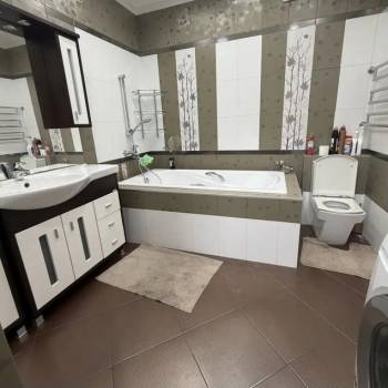 Сдается 2-х комнатная квартира, 70 м²
