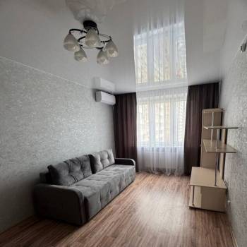 Сдается 1-комнатная квартира, 37 м²
