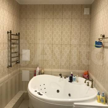Продается Многокомнатная квартира, 128 м²