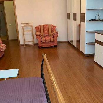 Сдается 1-комнатная квартира, 65 м²