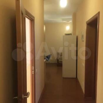 Сдается 1-комнатная квартира, 65 м²