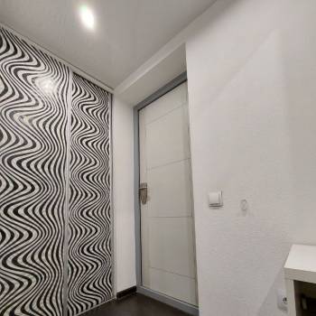 Продается 1-комнатная квартира, 37 м²