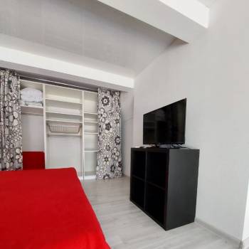 Продается 1-комнатная квартира, 37 м²