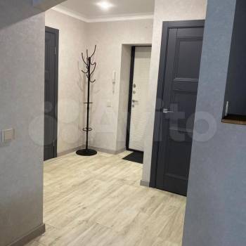 Сдается 1-комнатная квартира, 56 м²