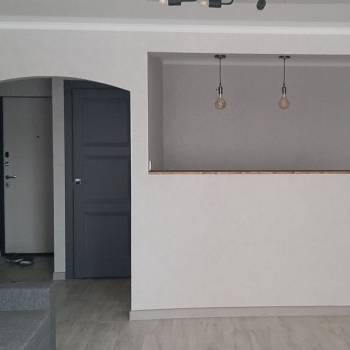 Сдается 1-комнатная квартира, 56 м²