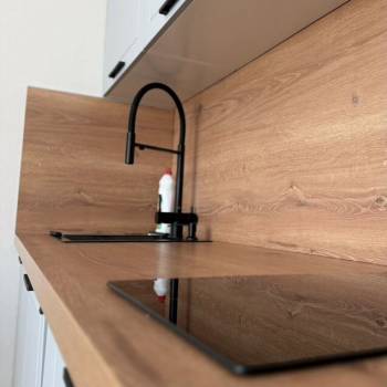 Продается 1-комнатная квартира, 24,6 м²