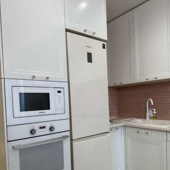 Продается 1-комнатная квартира, 43 м²