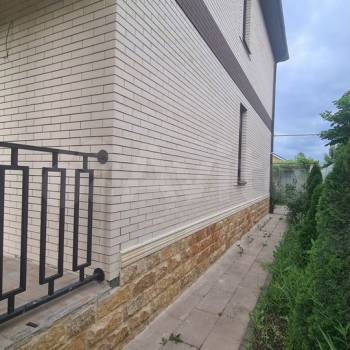 Продается Дом, 235 м²