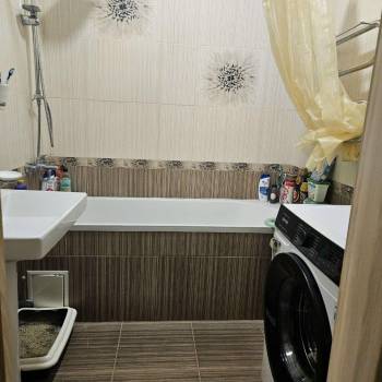 Продается Многокомнатная квартира, 68 м²