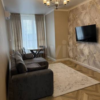 Сдается 1-комнатная квартира, 45 м²