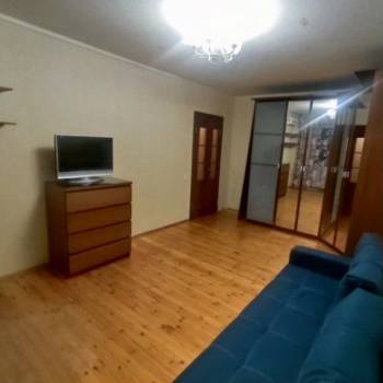 Сдается 1-комнатная квартира, 38 м²