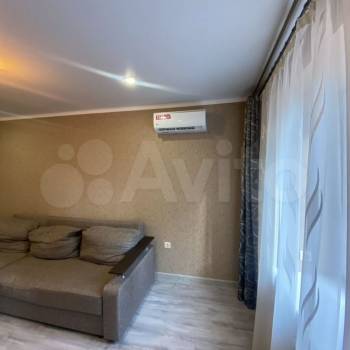 Сдается 1-комнатная квартира, 38 м²