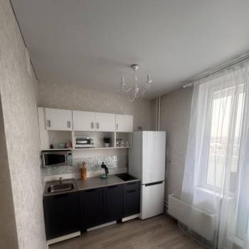 Сдается 1-комнатная квартира, 39 м²